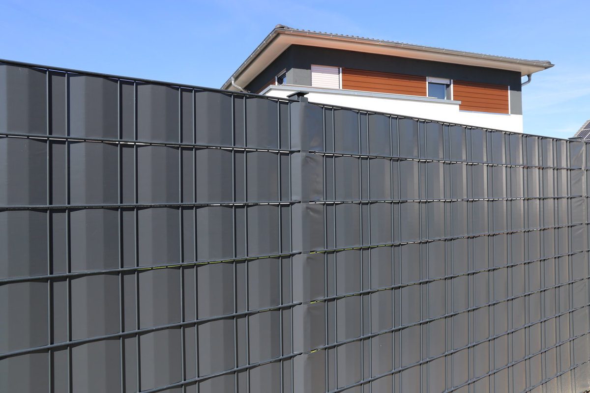 Metal privacy fence Metal privacy fence (desktop)