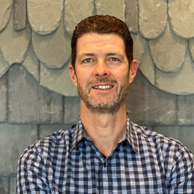 Dean Jagusch headshot